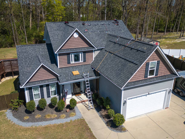 Best Emergency Roof Repair Services  in Coloma, MI